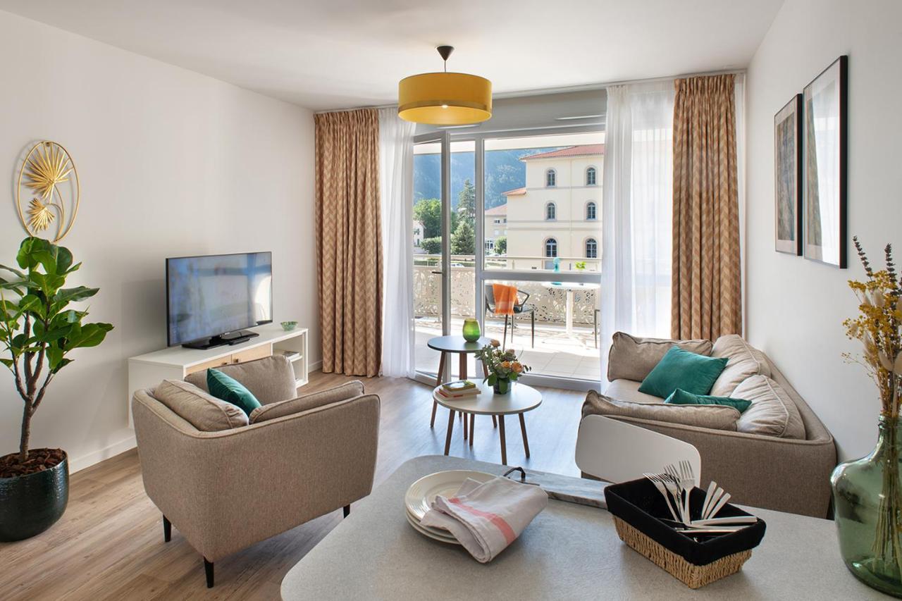 Residence Services Seniors Domitys Les Eaux Vives ディーニュ・レ・バン エクステリア 写真