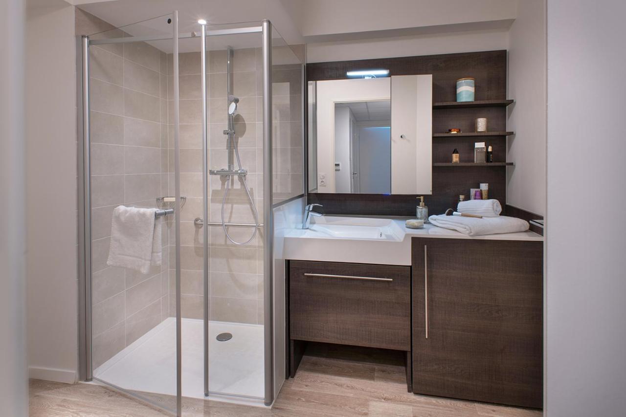 Residence Services Seniors Domitys Les Eaux Vives ディーニュ・レ・バン エクステリア 写真